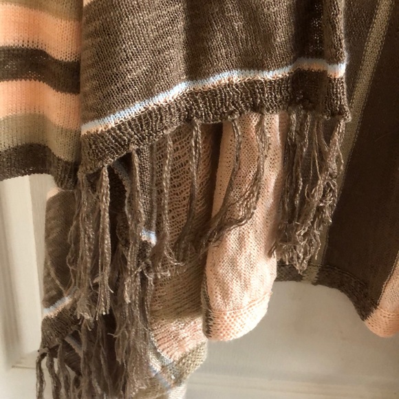 Sweater - Picture 3 of 3